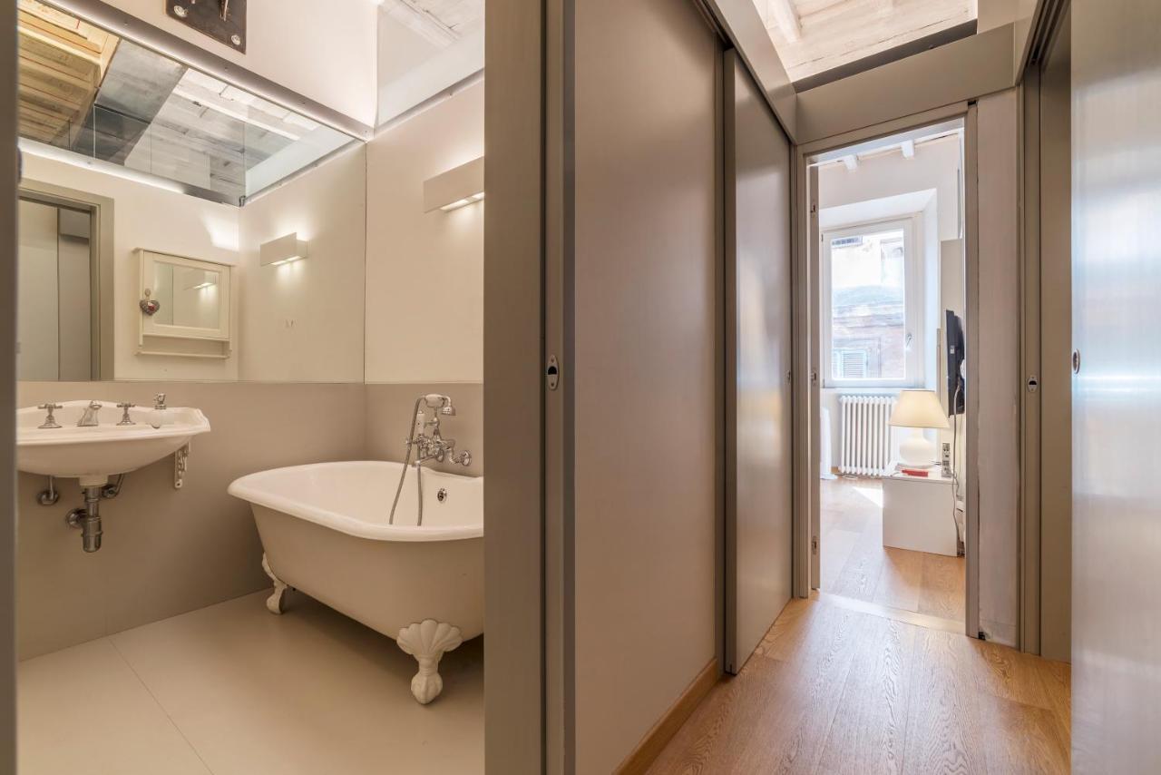 Piazza Navona Elegant Apartment ローマ エクステリア 写真