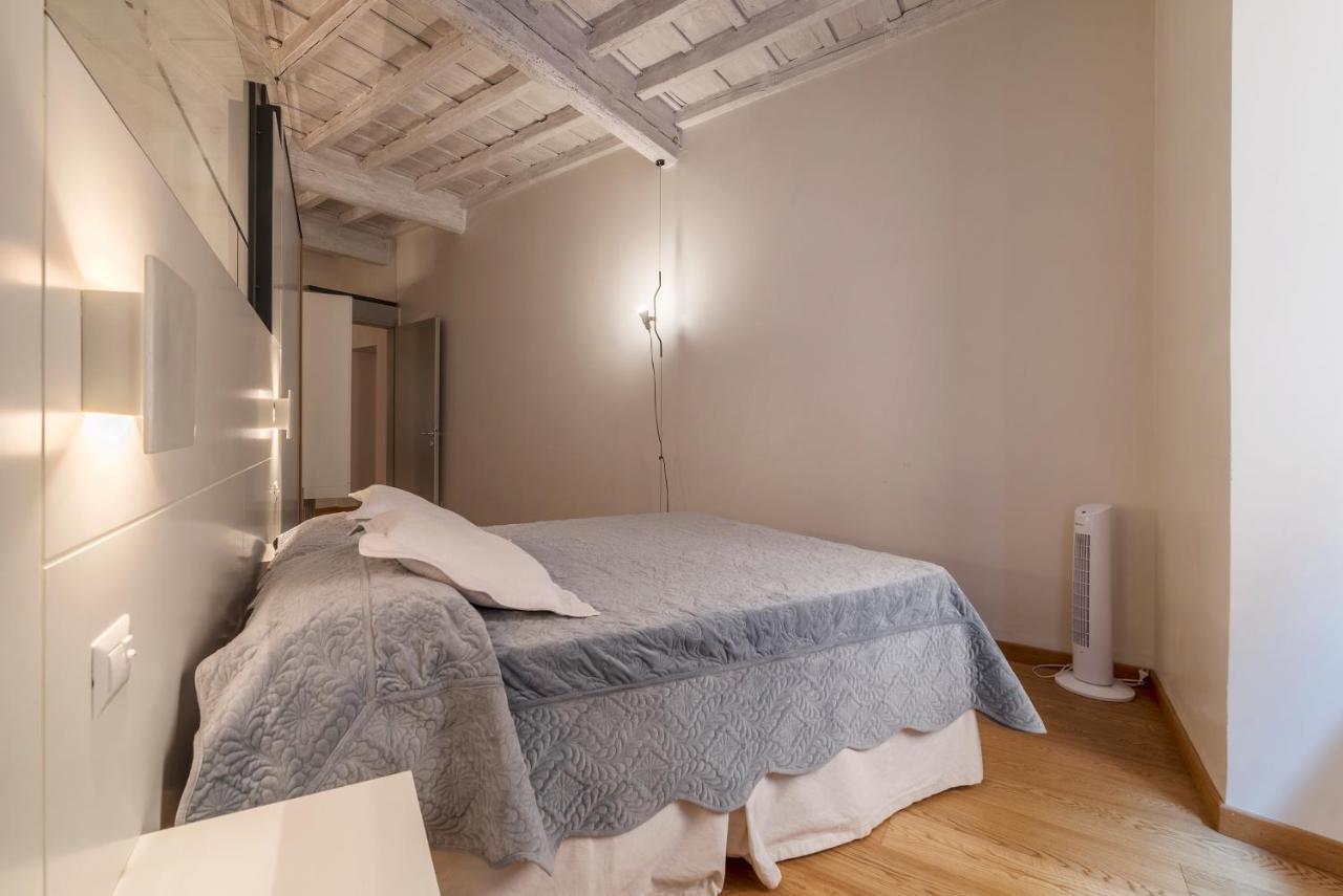 Piazza Navona Elegant Apartment ローマ エクステリア 写真