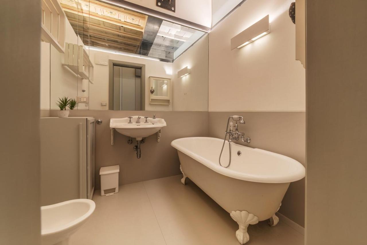 Piazza Navona Elegant Apartment ローマ エクステリア 写真