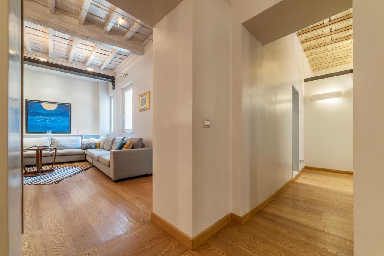 Piazza Navona Elegant Apartment ローマ エクステリア 写真