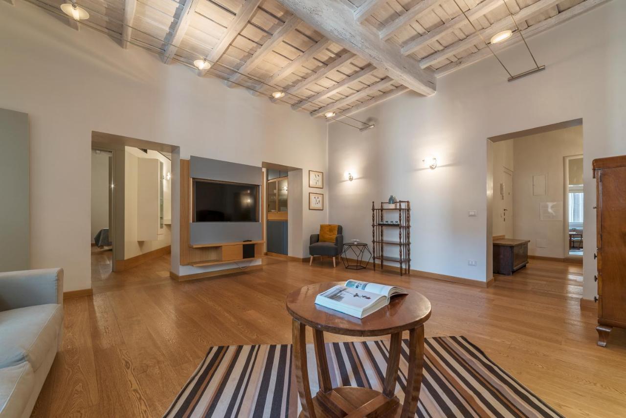 Piazza Navona Elegant Apartment ローマ エクステリア 写真